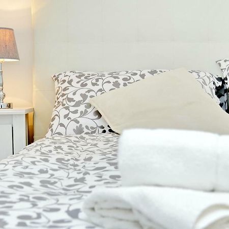 Bbhome Trastevere Station White Chic Apartment Řím Exteriér fotografie
